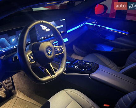 Серый БМВ i5, объемом двигателя 0 л и пробегом 5 тыс. км за 59000 $, фото 22 на Automoto.ua
