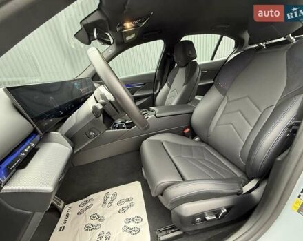Сірий БМВ i5, об'ємом двигуна 0 л та пробігом 18 тис. км за 59500 $, фото 15 на Automoto.ua