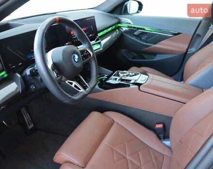 Сірий БМВ i5, об'ємом двигуна 0 л та пробігом 4 тис. км за 86780 $, фото 4 на Automoto.ua