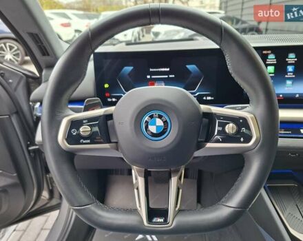 Серый БМВ i5, объемом двигателя 0 л и пробегом 5 тыс. км за 54900 $, фото 30 на Automoto.ua