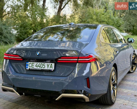 Серый БМВ i5, объемом двигателя 0 л и пробегом 15 тыс. км за 59500 $, фото 13 на Automoto.ua