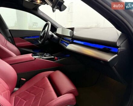 Сірий БМВ i5, об'ємом двигуна 0 л та пробігом 18 тис. км за 54900 $, фото 34 на Automoto.ua