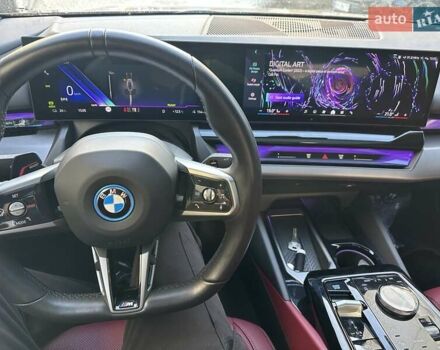 Сірий БМВ i5, об'ємом двигуна 0 л та пробігом 16 тис. км за 48500 $, фото 45 на Automoto.ua