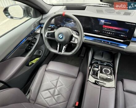 Серый БМВ i5, объемом двигателя 0 л и пробегом 5 тыс. км за 98929 $, фото 16 на Automoto.ua