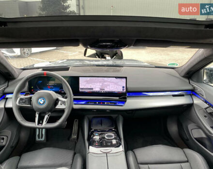 Сірий БМВ i5, об'ємом двигуна 0 л та пробігом 11 тис. км за 79473 $, фото 5 на Automoto.ua