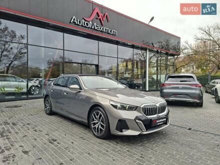 Серый БМВ i5, объемом двигателя 0 л и пробегом 5 тыс. км за 54900 $, фото 1 на Automoto.ua