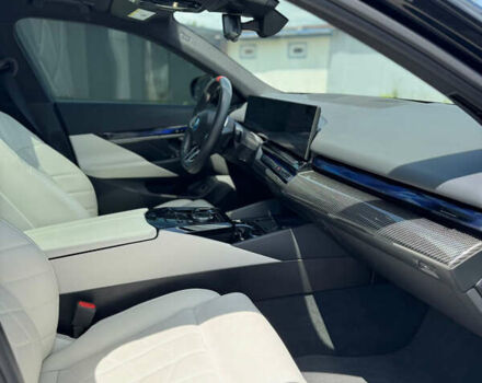 Синій БМВ i5, об'ємом двигуна 0 л та пробігом 17 тис. км за 63800 $, фото 17 на Automoto.ua