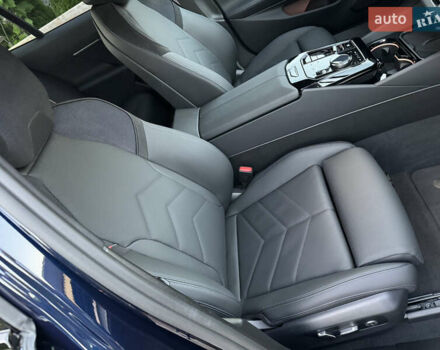 Синій БМВ i5, об'ємом двигуна 0 л та пробігом 15 тис. км за 72000 $, фото 26 на Automoto.ua