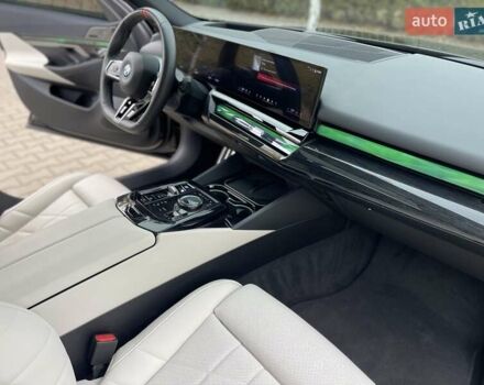 Синий БМВ i5, объемом двигателя 0 л и пробегом 2 тыс. км за 57900 $, фото 19 на Automoto.ua