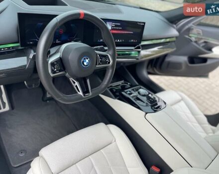 Синий БМВ i5, объемом двигателя 0 л и пробегом 2 тыс. км за 57900 $, фото 18 на Automoto.ua