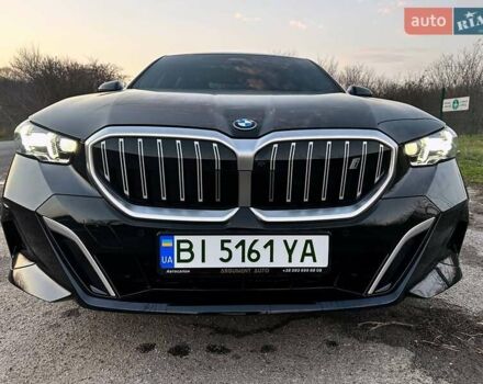 Синій БМВ i5, об'ємом двигуна 0 л та пробігом 4 тис. км за 48999 $, фото 13 на Automoto.ua