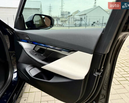 Синий БМВ i5, объемом двигателя 0 л и пробегом 4 тыс. км за 56500 $, фото 36 на Automoto.ua