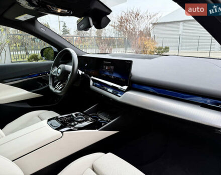 Синий БМВ i5, объемом двигателя 0 л и пробегом 4 тыс. км за 56500 $, фото 35 на Automoto.ua