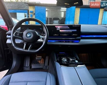 Синій БМВ i5, об'ємом двигуна 0 л та пробігом 4 тис. км за 48999 $, фото 16 на Automoto.ua