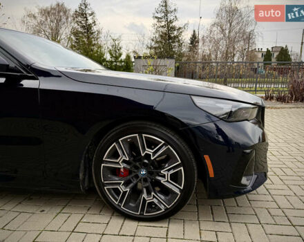 Синий БМВ i5, объемом двигателя 0 л и пробегом 4 тыс. км за 56500 $, фото 3 на Automoto.ua