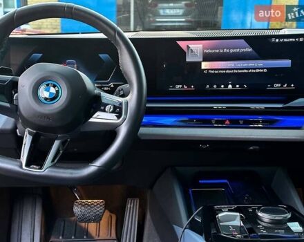 Синій БМВ i5, об'ємом двигуна 0 л та пробігом 4 тис. км за 48999 $, фото 20 на Automoto.ua