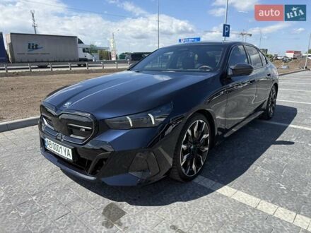 БМВ i5 2023 у Львові на Automoto.ua Синій БМВ i5, об'ємом двигуна 0 л та пробігом 15 тис. км за 69999 $, фото 1 на Automoto.ua