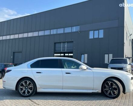 Белый БМВ i7, объемом двигателя 0 л и пробегом 41 тыс. км за 87890 $, фото 3 на Automoto.ua