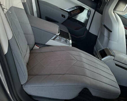 Бежевый БМВ i7, объемом двигателя 0 л и пробегом 39 тыс. км за 104623 $, фото 23 на Automoto.ua