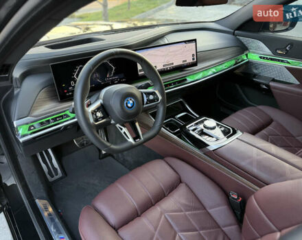 Черный БМВ i7, объемом двигателя 0 л и пробегом 36 тыс. км за 107000 $, фото 39 на Automoto.ua