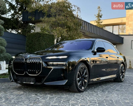 Черный БМВ i7, объемом двигателя 0 л и пробегом 36 тыс. км за 107000 $, фото 9 на Automoto.ua