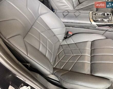 Чорний БМВ i7, об'ємом двигуна 0 л та пробігом 50 тис. км за 93000 $, фото 26 на Automoto.ua