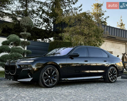 Черный БМВ i7, объемом двигателя 0 л и пробегом 36 тыс. км за 107000 $, фото 10 на Automoto.ua