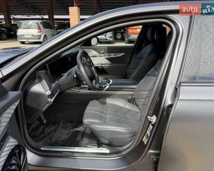 Черный БМВ i7, объемом двигателя 0 л и пробегом 20 тыс. км за 98500 $, фото 17 на Automoto.ua