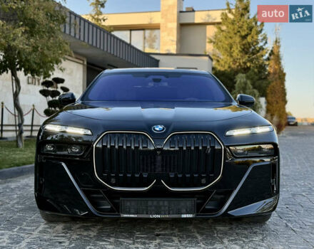 Черный БМВ i7, объемом двигателя 0 л и пробегом 36 тыс. км за 107000 $, фото 2 на Automoto.ua