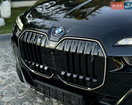 Черный БМВ i7, объемом двигателя 0 л и пробегом 36 тыс. км за 107000 $, фото 5 на Automoto.ua