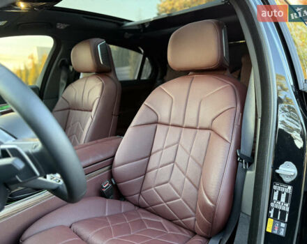 Черный БМВ i7, объемом двигателя 0 л и пробегом 36 тыс. км за 107000 $, фото 34 на Automoto.ua