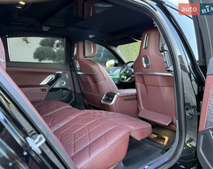 Черный БМВ i7, объемом двигателя 0 л и пробегом 36 тыс. км за 107000 $, фото 93 на Automoto.ua