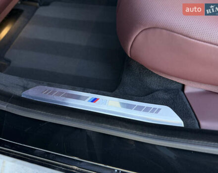 Черный БМВ i7, объемом двигателя 0 л и пробегом 36 тыс. км за 107000 $, фото 73 на Automoto.ua