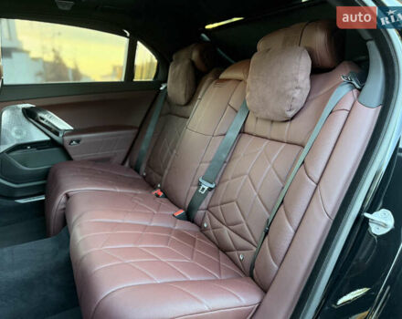 Черный БМВ i7, объемом двигателя 0 л и пробегом 36 тыс. км за 107000 $, фото 84 на Automoto.ua