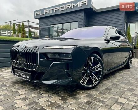 Черный БМВ i7, объемом двигателя 0 л и пробегом 35 тыс. км за 123900 $, фото 3 на Automoto.ua