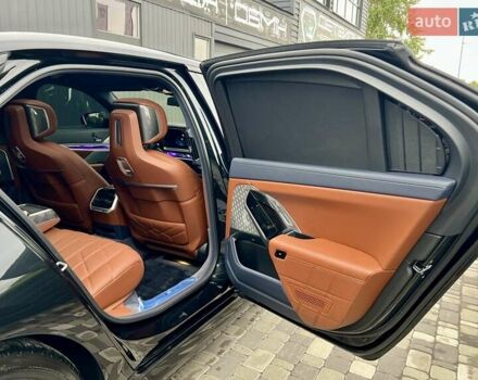 Черный БМВ i7, объемом двигателя 0 л и пробегом 35 тыс. км за 123900 $, фото 46 на Automoto.ua