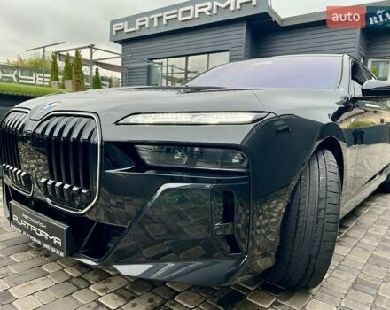 Черный БМВ i7, объемом двигателя 0 л и пробегом 35 тыс. км за 123900 $, фото 101 на Automoto.ua