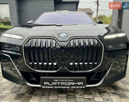 Черный БМВ i7, объемом двигателя 0 л и пробегом 35 тыс. км за 123900 $, фото 102 на Automoto.ua