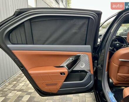 Черный БМВ i7, объемом двигателя 0 л и пробегом 35 тыс. км за 123900 $, фото 30 на Automoto.ua