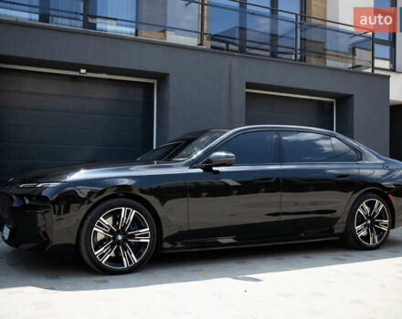 Черный БМВ i7, объемом двигателя 0 л и пробегом 23 тыс. км за 95000 $, фото 14 на Automoto.ua
