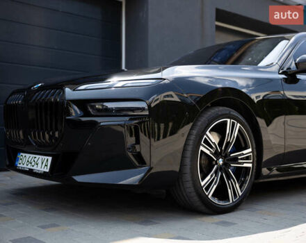 Черный БМВ i7, объемом двигателя 0 л и пробегом 23 тыс. км за 95000 $, фото 13 на Automoto.ua