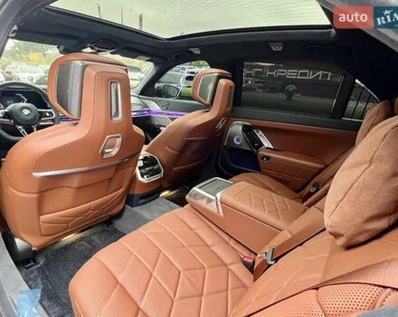Черный БМВ i7, объемом двигателя 0 л и пробегом 35 тыс. км за 123900 $, фото 38 на Automoto.ua