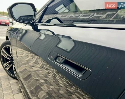 Черный БМВ i7, объемом двигателя 0 л и пробегом 35 тыс. км за 123900 $, фото 94 на Automoto.ua