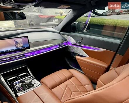 Черный БМВ i7, объемом двигателя 0 л и пробегом 35 тыс. км за 123900 $, фото 79 на Automoto.ua
