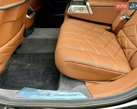 Черный БМВ i7, объемом двигателя 0 л и пробегом 35 тыс. км за 123900 $, фото 35 на Automoto.ua