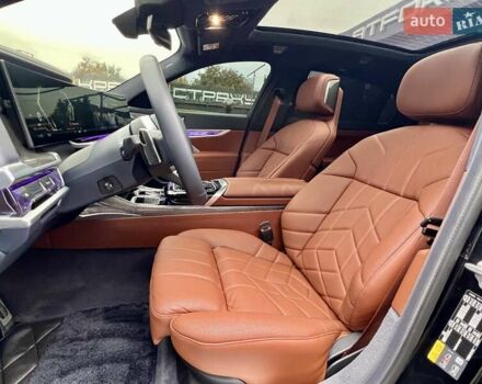 Черный БМВ i7, объемом двигателя 0 л и пробегом 35 тыс. км за 123900 $, фото 26 на Automoto.ua