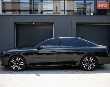 Черный БМВ i7, объемом двигателя 0 л и пробегом 23 тыс. км за 95000 $, фото 15 на Automoto.ua