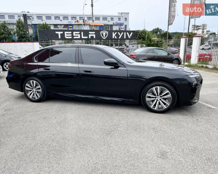 Черный БМВ i7, объемом двигателя 0 л и пробегом 12 тыс. км за 88000 $, фото 10 на Automoto.ua