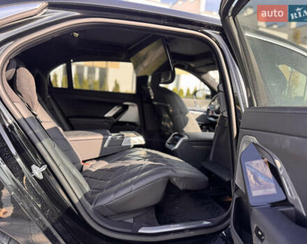 Черный БМВ i7, объемом двигателя 0 л и пробегом 55 тыс. км за 91500 $, фото 32 на Automoto.ua