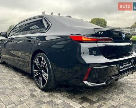 Черный БМВ i7, объемом двигателя 0 л и пробегом 35 тыс. км за 123900 $, фото 89 на Automoto.ua